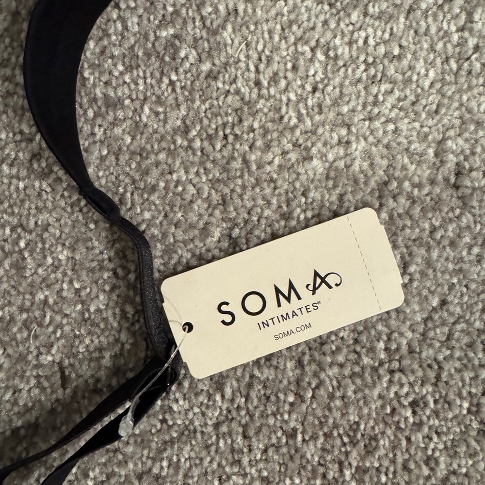 Soma Black Intimates Bra NWT 34DD Essentials Unlined Scoop Balconette - Picture 2 of 7